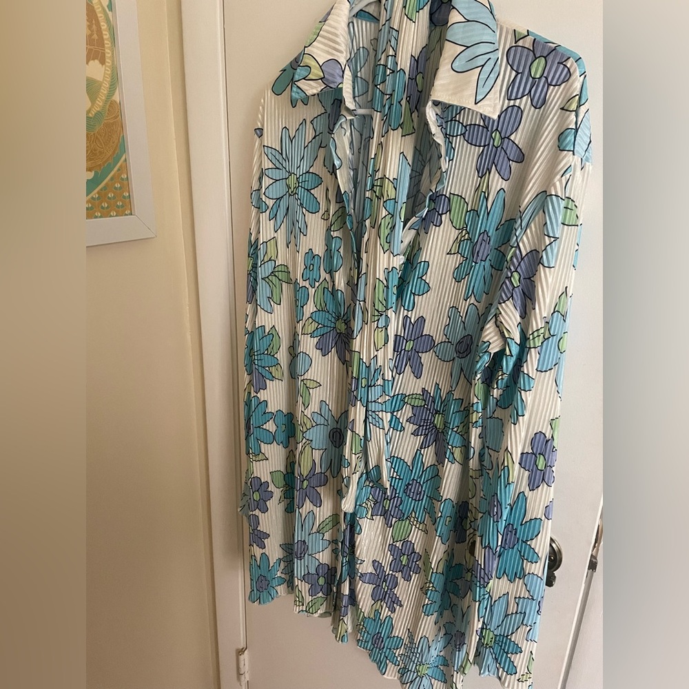 Women’s flower button up dress